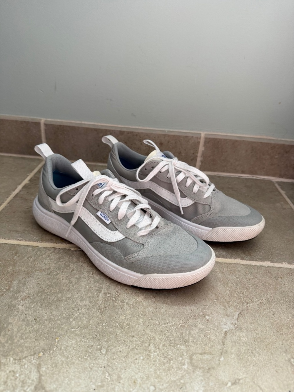 Vans UltraRange Sneakers